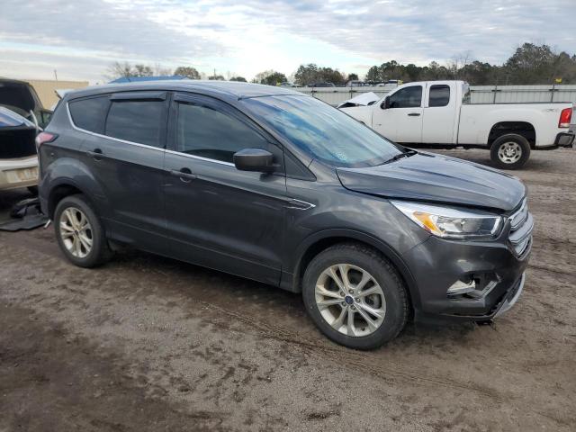 Photo 4 from auction – 2017 FORD ESCAPE SE with VIN 1FMCU0GD8HUE86020