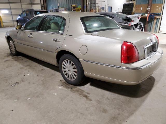 Photo 2 from auction – 2004 LINCOLN TOWN CAR E with VIN 1LNHM81W34Y683629