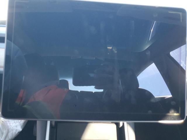 Photo 9 from auction – 2018 TESLA MODEL 3 with VIN 5YJ3E1EA2JF038810