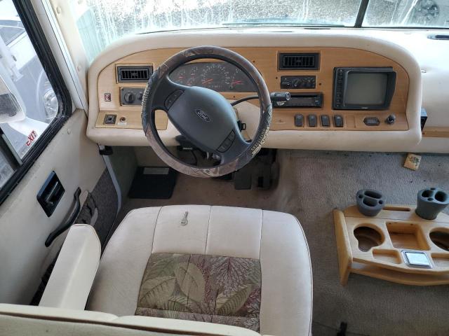 Photo 9 from auction – 2002 FORD BUS CHASSI with VIN 1FCMF53S720A07167
