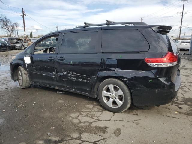 Photo 2 from auction – 2011 TOYOTA SIENNA LE with VIN 5TDKK3DC9BS090564
