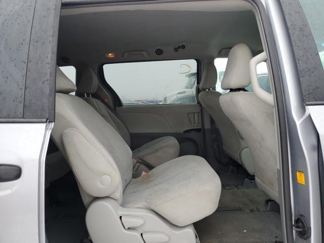 Photo 11 from auction – 2011 TOYOTA SIENNA with VIN 5TDZK3DC4BS162317
