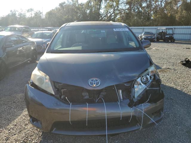 Photo 5 from auction – 2013 TOYOTA SIENNA LE with VIN 5TDKK3DC5DS294443