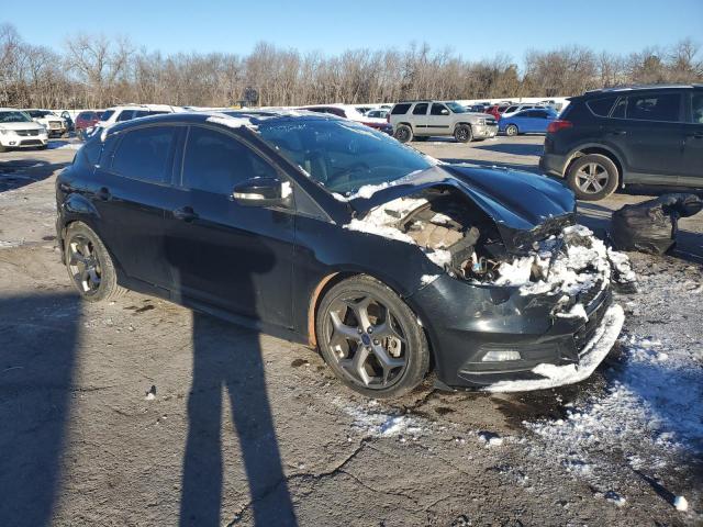 Photo 4 from auction – 2018 FORD FOCUS ST with VIN 1FADP3L97JL332547
