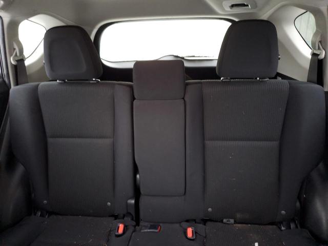 Photo 10 from auction – 2018 TOYOTA RAV4 LE with VIN JTMBFREV7JJ212857
