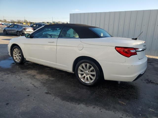 Photo 2 from auction – 2013 CHRYSLER 200 TOURIN with VIN 1C3BCBEB2DN560279