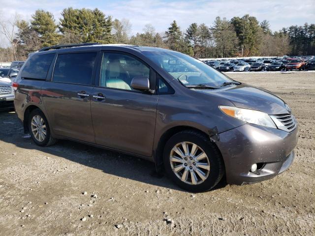 Photo 4 from auction – 2012 TOYOTA SIENNA XLE with VIN 5TDDK3DC6CS034494