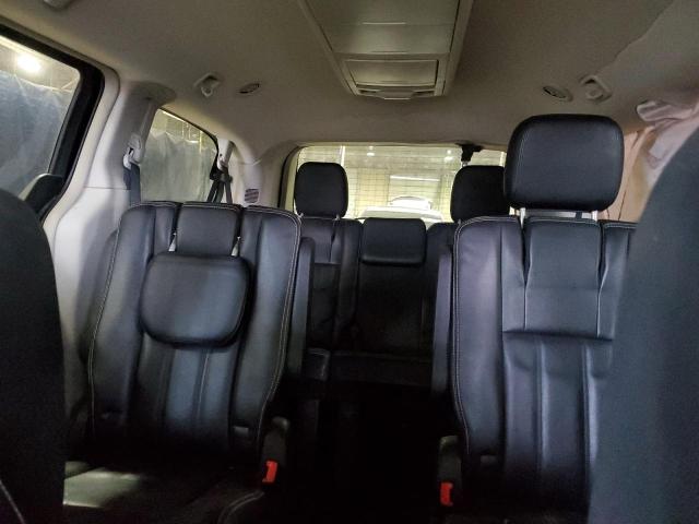 Photo 10 from auction – 2014 CHRYSLER TOWN & COU with VIN 2C4RC1BG7ER270922
