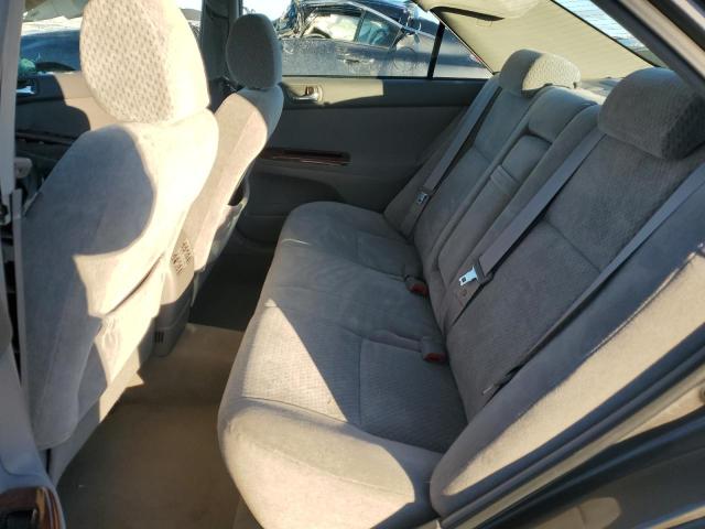 Photo 10 from auction – 2004 TOYOTA CAMRY LE with VIN 4T1BE30K74U853809