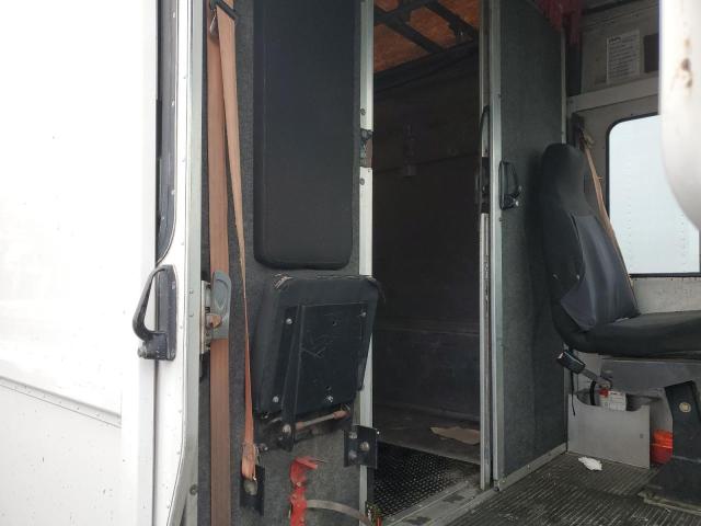 Photo 11 from auction – 2006 FREIGHTLINER CHASSIS M with VIN 4UZAAPBW06CV95558