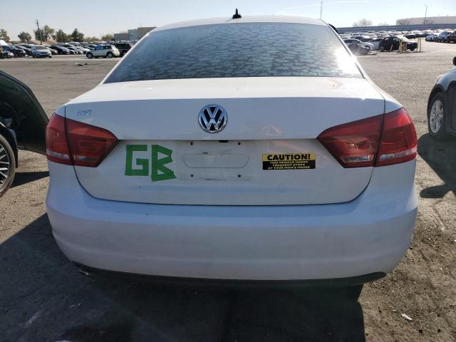 Photo 6 from auction – 2014 VOLKSWAGEN PASSAT SE with VIN 1VWBP7A32EC014345