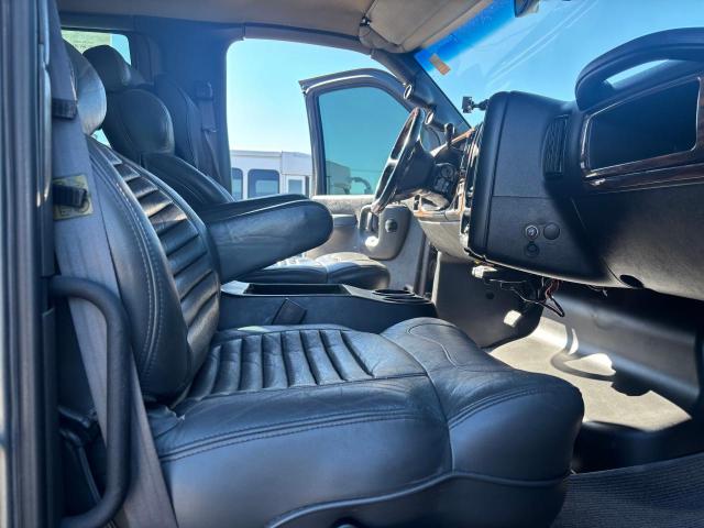Photo 5 from auction – 2004 GMC C4500 C4E0 with VIN 1GDE4E1234F513975
