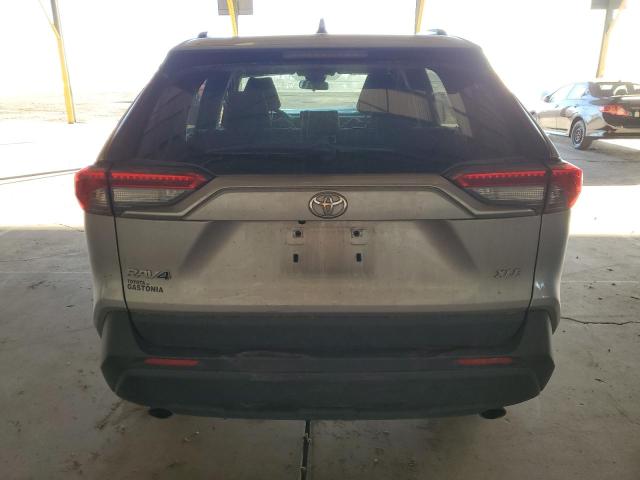 Photo 6 from auction – 2019 TOYOTA RAV4 XLE with VIN JTMW1RFV6KD014348