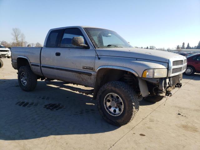 Photo 4 from auction – 1998 DODGE RAM 2500 with VIN 3B7KF22D8WG102282