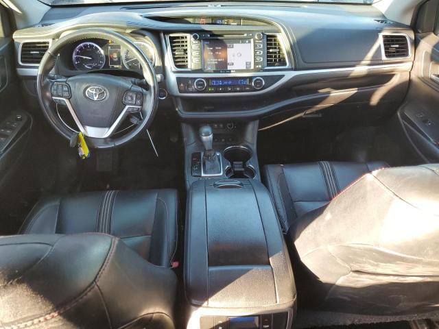 Photo 8 from auction – 2019 TOYOTA HIGHLANDER with VIN 5TDJZRFH1KS962660