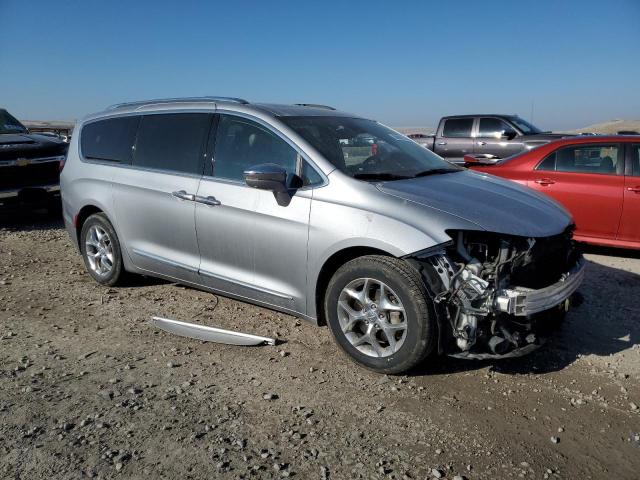Photo 4 from auction – 2017 CHRYSLER PACIFICA L with VIN 2C4RC1GG1HR812514