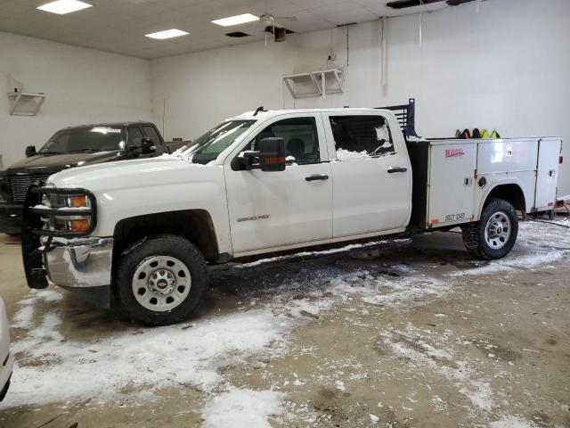 CHEVROLET SILVERADO 2019 with VIN 1GC1KREG9KF211738 - Photo from auction