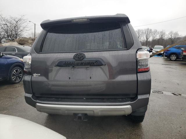 Photo 6 from auction – 2018 TOYOTA 4RUNNER SR with VIN JTEBU5JR9J5598533