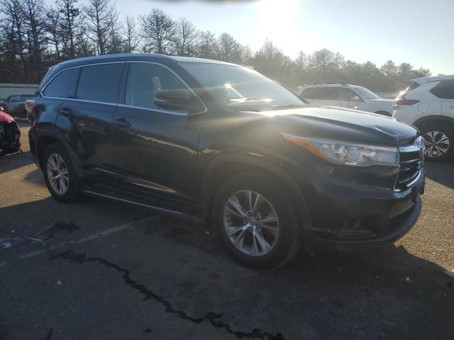 Photo 4 from auction – 2015 TOYOTA HIGHLANDER with VIN 5TDJKRFH4FS072289