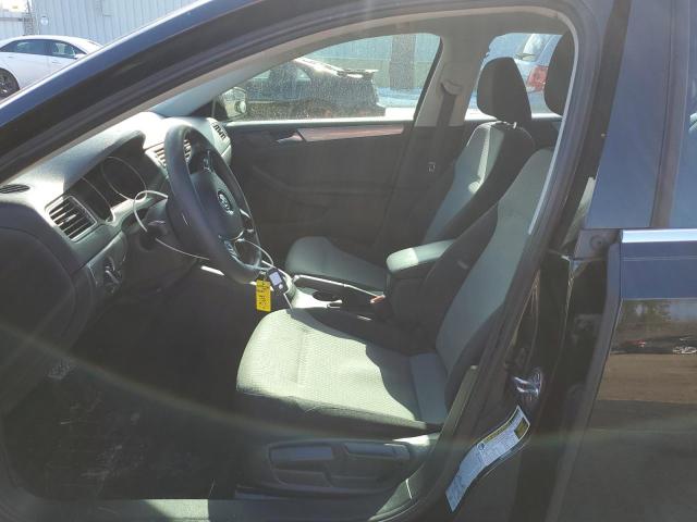 Photo 7 from auction – 2017 VOLKSWAGEN JETTA S with VIN 3VW2B7AJ5HM276523