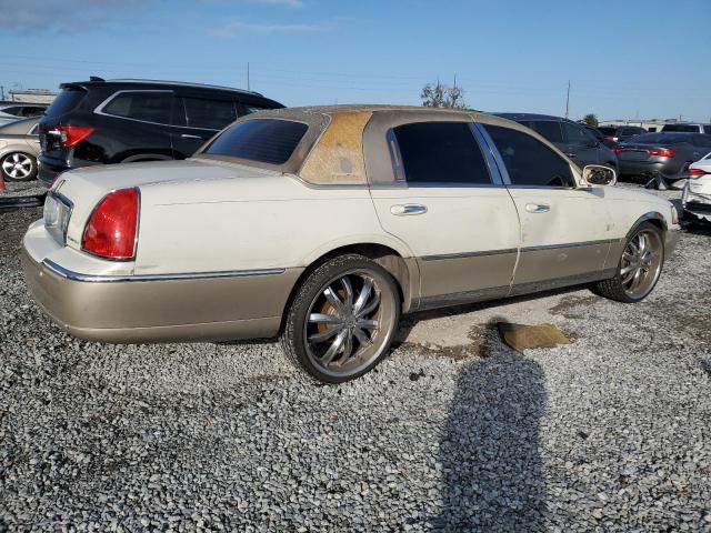 Zdjęcie 3 z aukcji – 2004 LINCOLN TOWN CAR E z VIN 1LNHM81W44Y660313