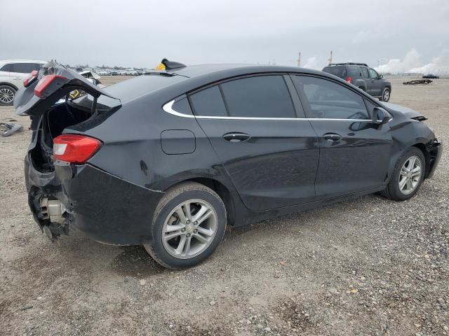 Photo 3 from auction – 2018 CHEVROLET CRUZE with VIN 1G1BE5SM8J7124445