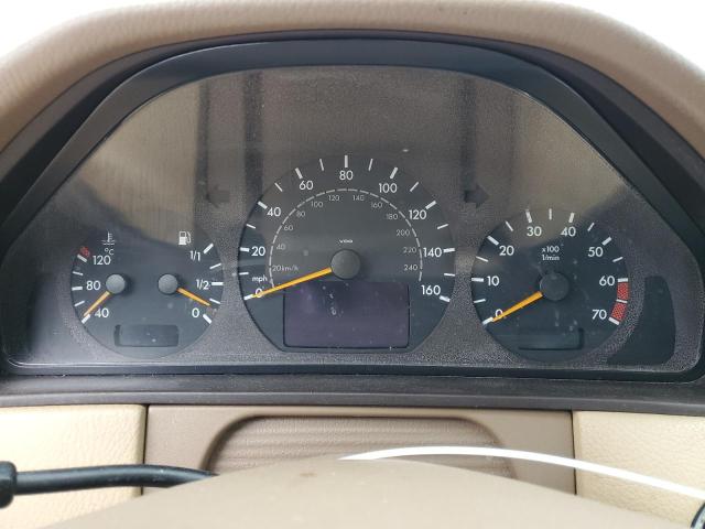 Photo 9 from auction – 2000 MERCEDES-BENZ E 320 with VIN WDBJF65G0YA953825
