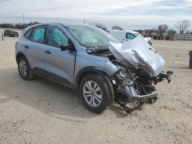 Photo 4 from auction – 2022 FORD ESCAPE S with VIN 1FMCU0F62NUB06443