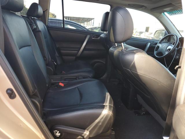Photo 11 from auction – 2013 TOYOTA HIGHLANDER with VIN 5TDZK3EH2DS113405