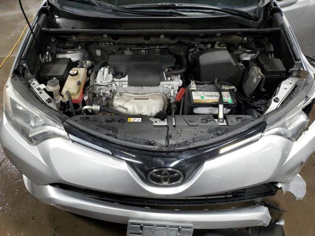 Photo 12 from auction – 2018 TOYOTA RAV4 LE with VIN JTMBFREV0JJ239219