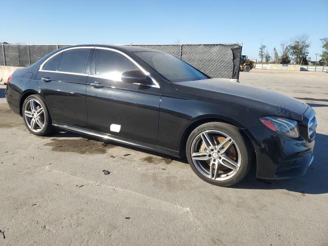 Photo 4 from auction – 2017 MERCEDES-BENZ E 300 with VIN WDDZF4JB7HA110908