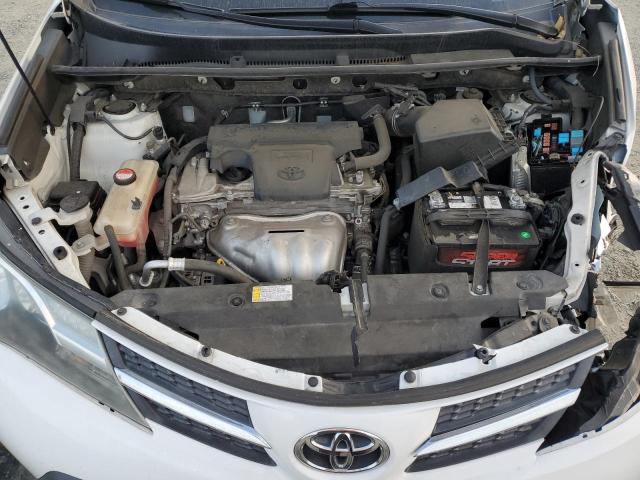 Photo 12 from auction – 2015 TOYOTA RAV4 LE with VIN JTMZFREV7FJ055997