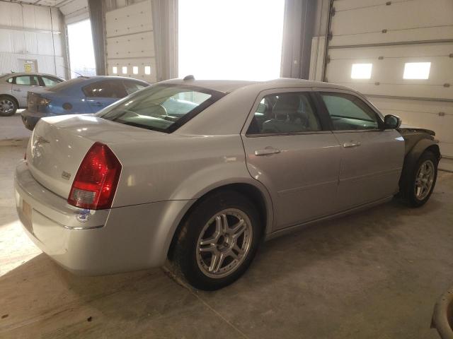 Photo 3 from auction – 2005 CHRYSLER 300 TOURIN with VIN 2C3AA53G15H644587
