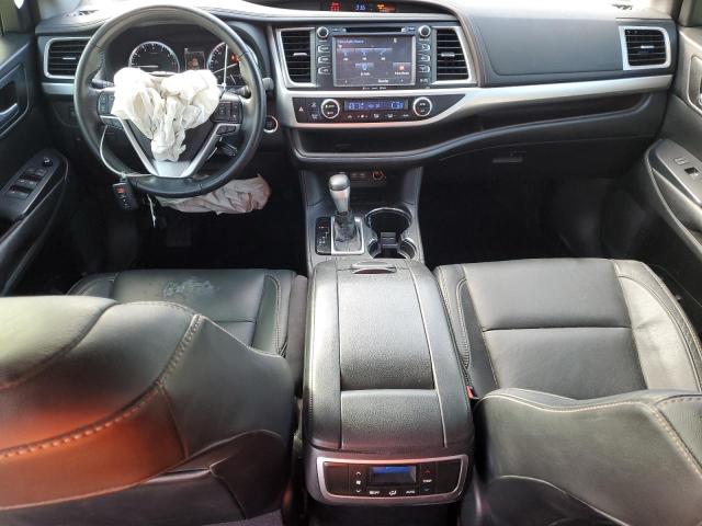 Photo 8 from auction – 2017 TOYOTA HIGHLANDER with VIN 5TDKZRFHXHS522899