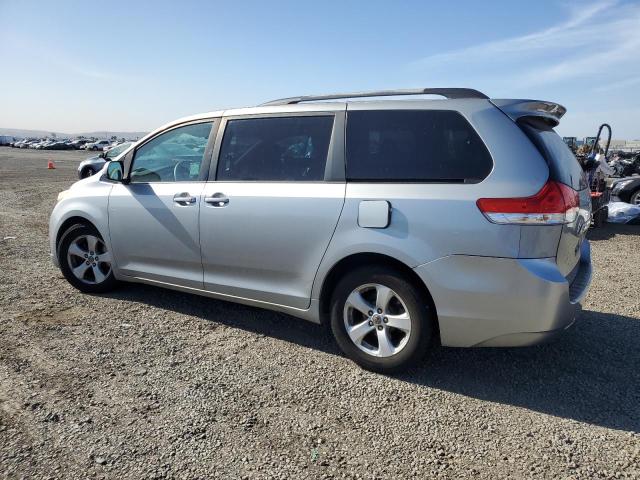 Photo 2 from auction – 2011 TOYOTA SIENNA LE with VIN 5TDKK3DC7BS045767