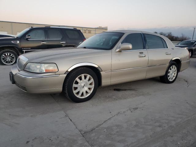 LINCOLN TOWN CAR S 2011 with VIN 2LNBL8CV9BX763544 - Photo from auction