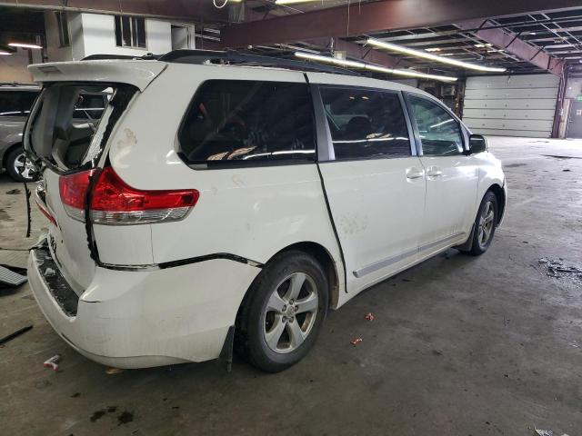 Photo 3 from auction – 2014 TOYOTA SIENNA LE with VIN 5TDKK3DC4ES415173