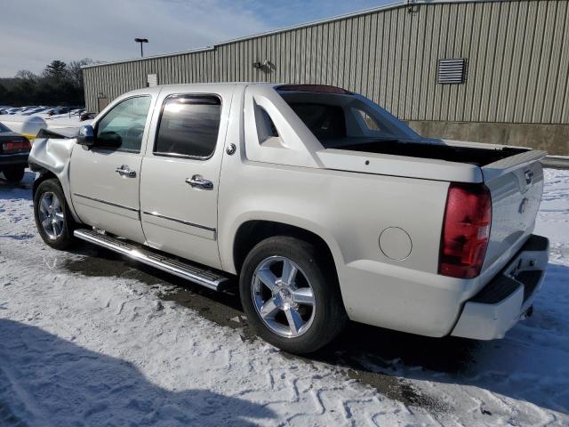 Photo 2 from auction – 2013 CHEVROLET AVALANCHE with VIN 3GNTKGE79DG345459