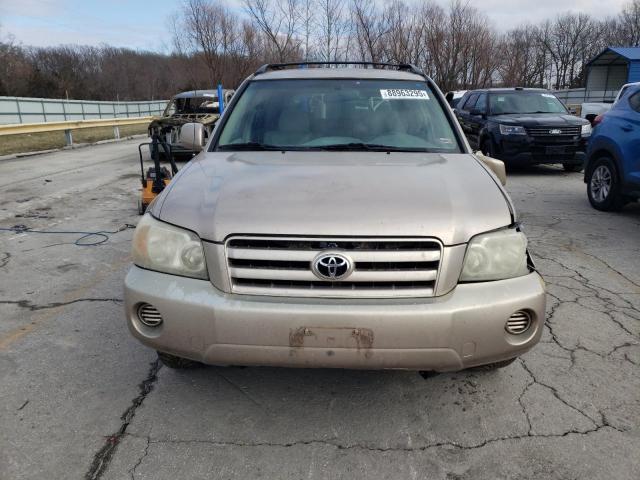 Photo 5 from auction – 2004 TOYOTA HIGHLANDER with VIN JTEGP21A240024329