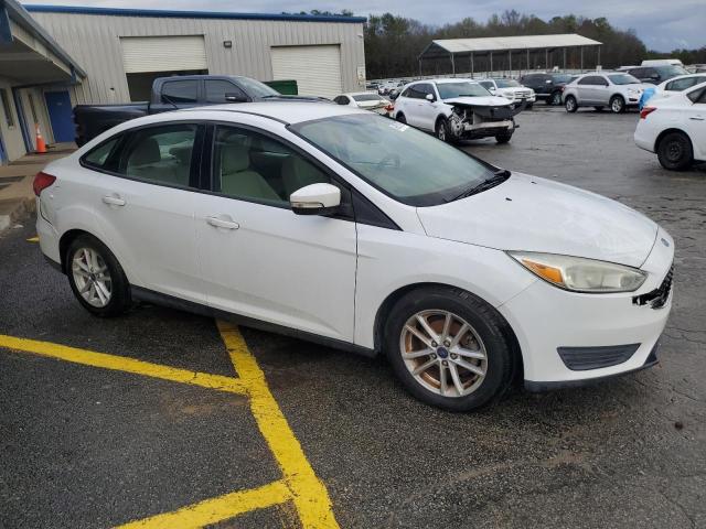 Снимка 4 от търг – 2015 FORD FOCUS SE с VIN 1FADP3F23FL264107