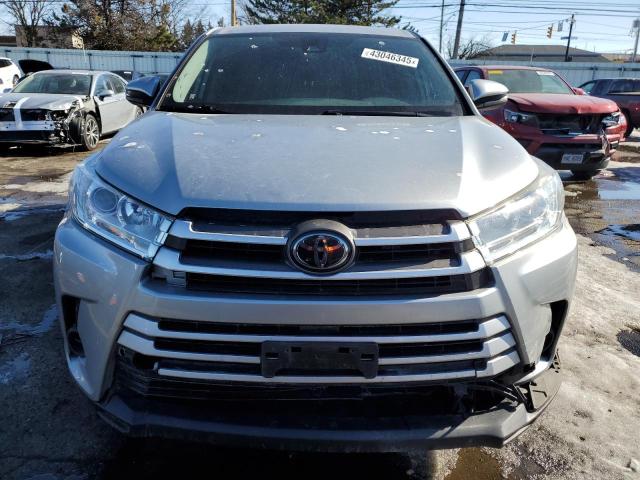 Photo 5 from auction – 2018 TOYOTA HIGHLANDER with VIN 5TDZARFH9JS040808