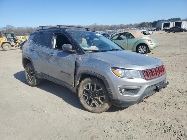 Photo 4 from auction – 2019 JEEP COMPASS TR with VIN 3C4NJDDB4KT722244