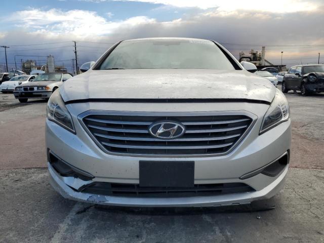 Photo 5 from auction – 2016 HYUNDAI SONATA SE with VIN 5NPE24AF8GH369986