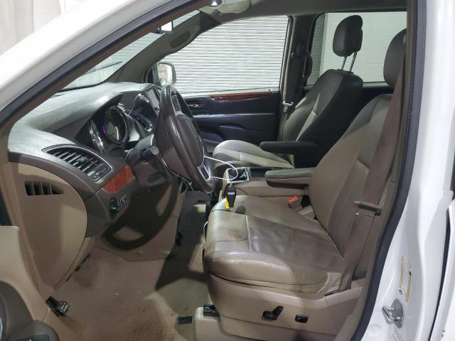 Photo 7 from auction – 2014 CHRYSLER TOWN & COU with VIN 2C4RC1BG8ER439443