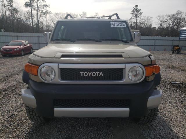 Photo 5 from auction – 2012 TOYOTA FJ CRUISER with VIN JTEBU4BF2CK121588
