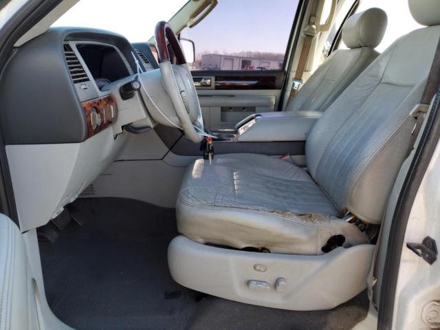 Photo 7 from auction – 2004 LINCOLN NAVIGATOR with VIN 5LMFU27R74LJ32765