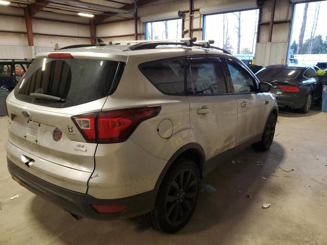 Photo 3 from auction – 2019 FORD ESCAPE SE with VIN 1FMCU0GD8KUB10599
