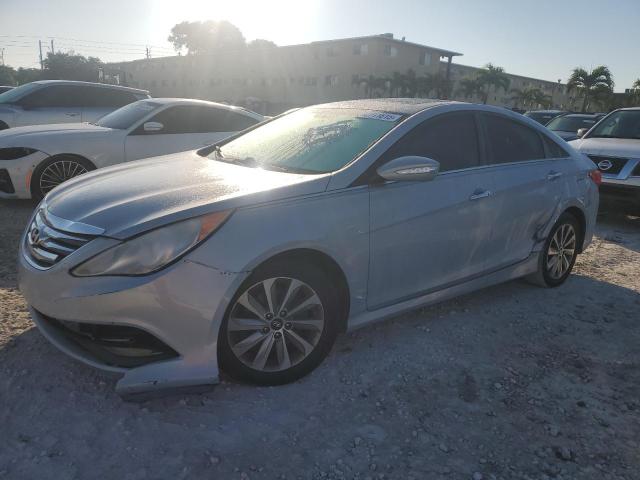 HYUNDAI SONATA SE 2014 with VIN 5NPEC4AC0EH902543 - Photo from auction