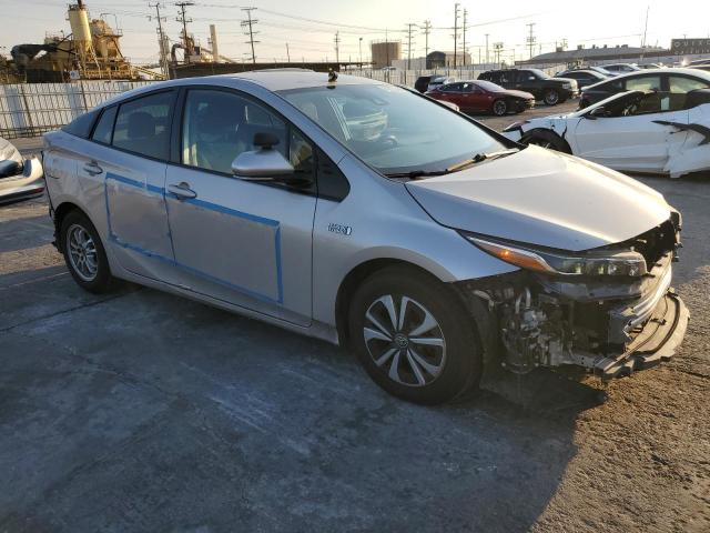 Photo 4 from auction – 2020 TOYOTA PRIUS PRIM with VIN JTDKARFP2L3131092