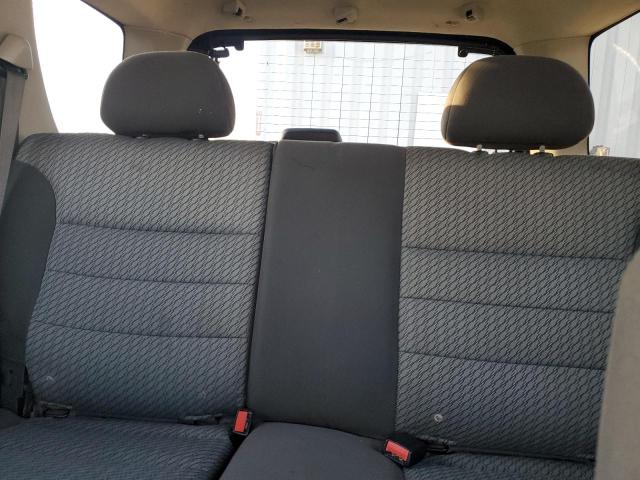 Photo 10 from auction – 2004 FORD ESCAPE XLT with VIN 1FMCU93154KA90018